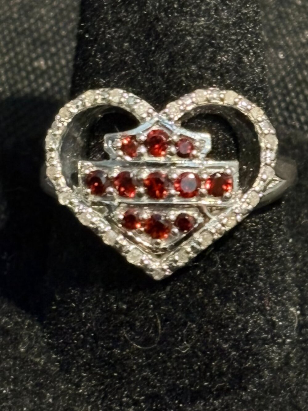 HAQRLEY DAVIDSON RHINESTONE HEART LADIES RING